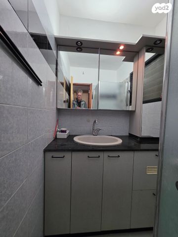 דירה, שדרות רוברט סולד, קרית ים  א', קרית ים