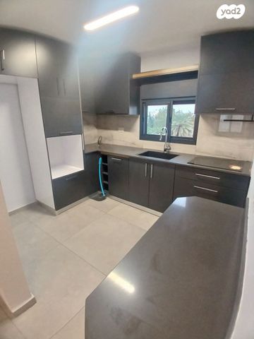 דירה, איינשטיין, גבעה א', שביט, קרית אתא