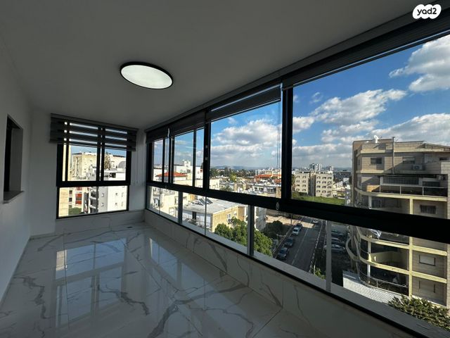 גג/ פנטהאוז, עיר, מרכז העיר, נהריה