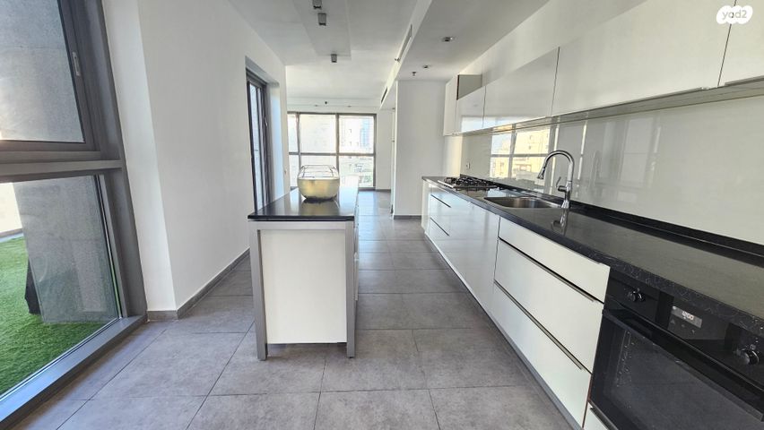 דירה, הרי הגלעד 4, בורסה, רמת גן