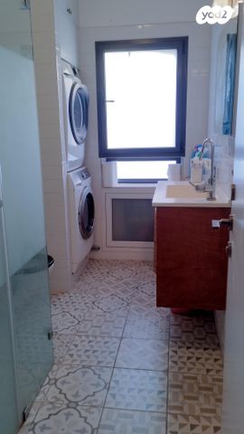 דירה, ישראל טייבר, גבעת הרמבם, גבעתיים