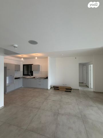 דירה, בר כוכבא, נווה ישראל, הרצליה