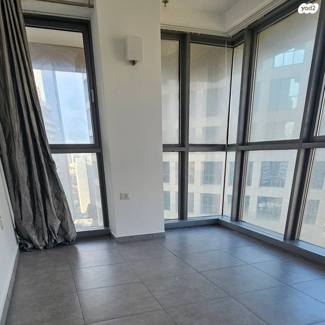 דירה, הרי הגלעד 4, בורסה, רמת גן