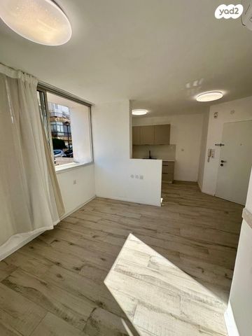 דירה, וייצמן, גבעת הרמבם, גבעתיים