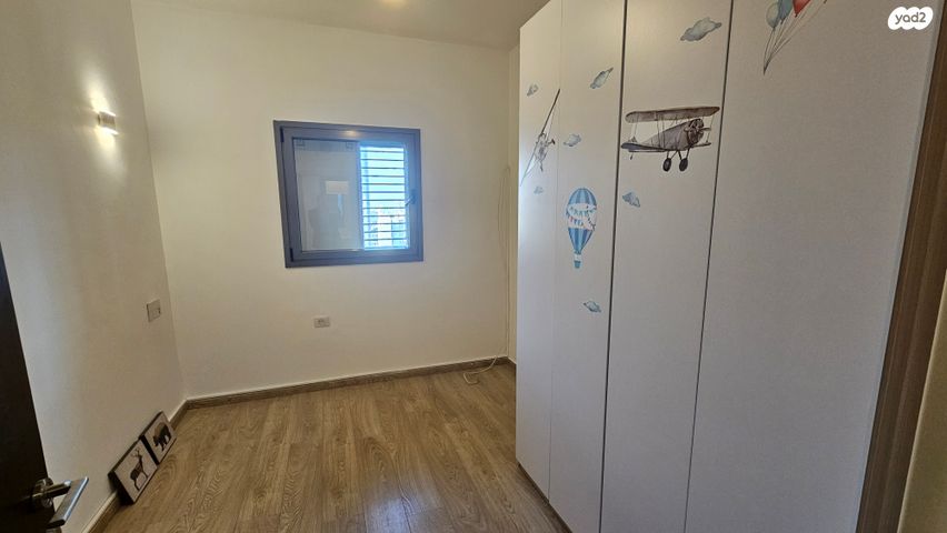 דירה, הרי הגלעד 4, בורסה, רמת גן