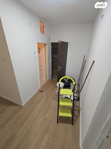 דירה, פרלשטיין, לב העיר, בת ים