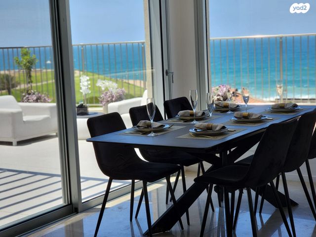 גג/ פנטהאוז, העוגן 16, עג'מי, גבעת העליה, תל אביב יפו