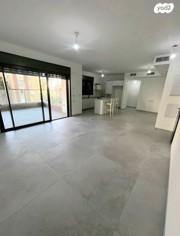 דירה, ירמיהו הלפרין 6, מרכז העיר דרום, נתניה