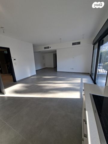 דירה, דב גרונר, עין גנים, פתח תקווה