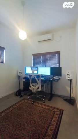 דירה, ישראל טייבר, גבעת הרמבם, גבעתיים