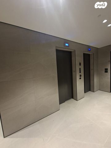 דירה, דב גרונר, עין גנים, פתח תקווה