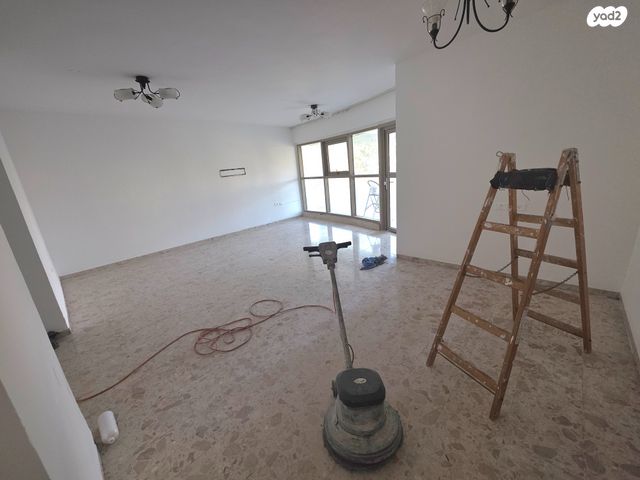 דירה, שדרות תל חי, רובע ט"ו, אשדוד