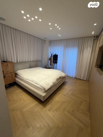 דירת גן, אבשלום חביב, רמת אביב ג', תל אביב יפו