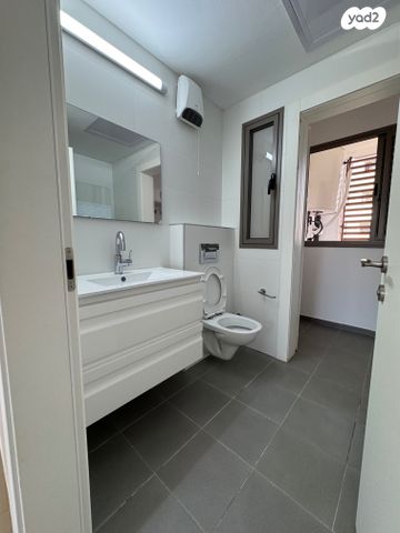 דירה, נווה זמר, רעננה