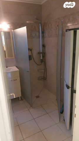 דירה, נתיבות