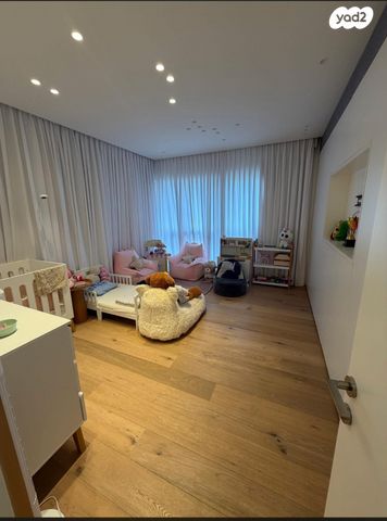 דירת גן, אבשלום חביב, רמת אביב ג', תל אביב יפו