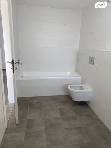 דירה, ירושלים, שאר העיר, גבעת שמואל