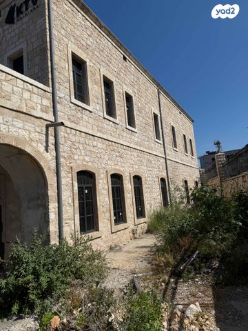 חנויות/ שטח מסחרי, דרך חטיבת גולני, העיר התחתית, ואדי סאליב, חיפה