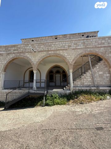 חנויות/ שטח מסחרי, דרך חטיבת גולני, העיר התחתית, ואדי סאליב, חיפה