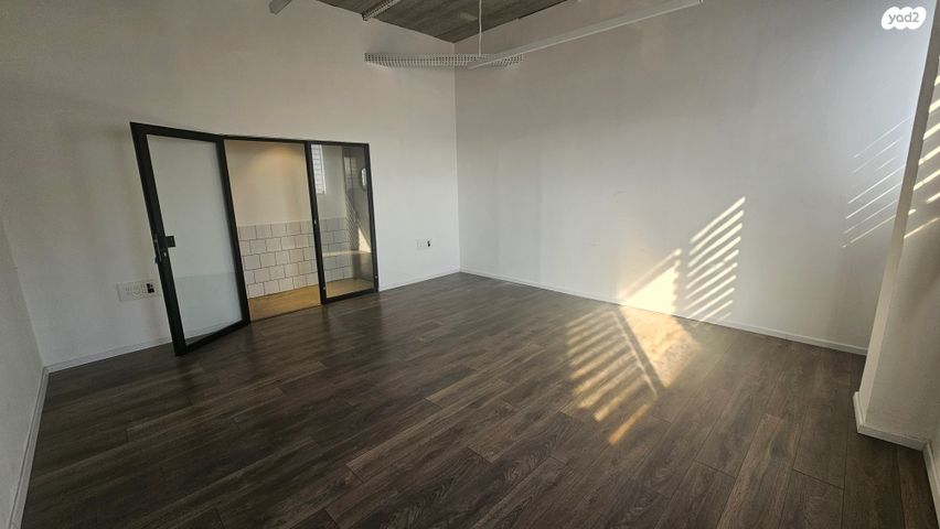 משרדים, טברסקי, מונטיפיורי, הרכבת, תל אביב יפו