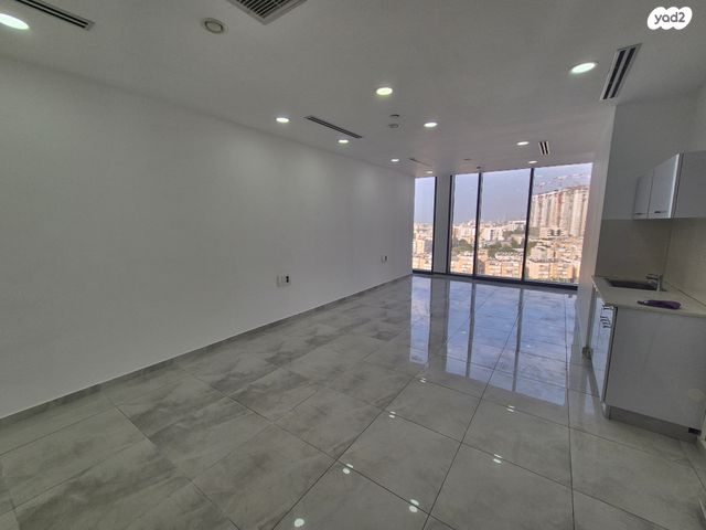 הרב ניסנבאום 37