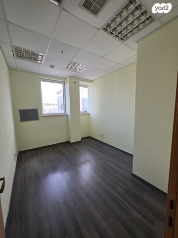 משרדים, אור יהודה