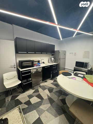 משרדים, הארבעה, גני שרונה, קרית הממשלה, תל אביב יפו