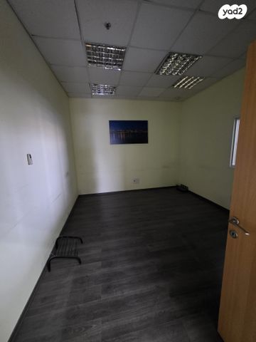 משרדים, אור יהודה