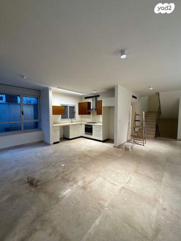 כללי, הרצליה ב', הרצליה