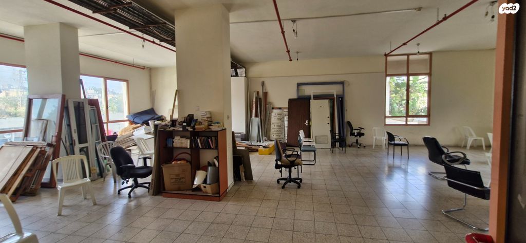 חנויות/ שטח מסחרי, גבעת שמואל