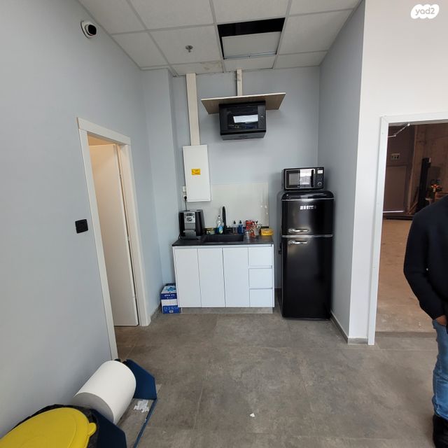 מחסנים, מב"ת מערב, אזור תעשייה חדש, ראשון לציון