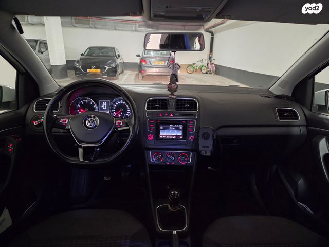 פולקסווגן פולו 
