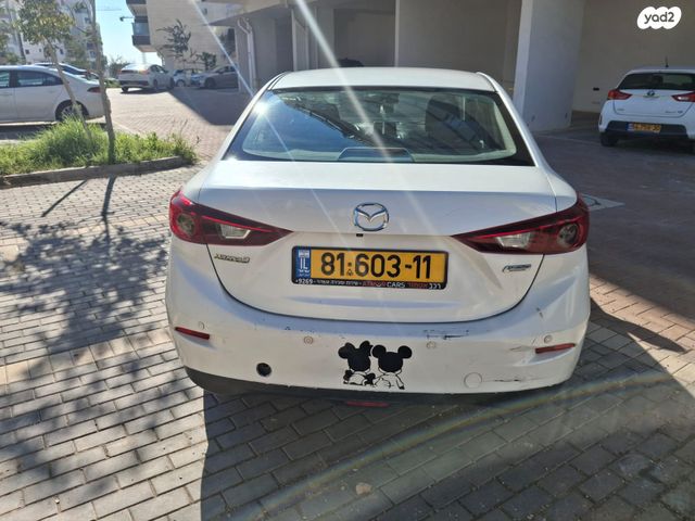 מאזדה 3