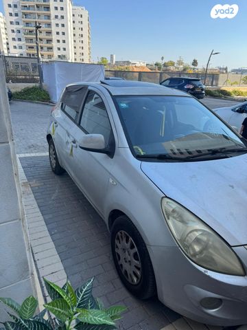מודעת רכב יונדאי i20