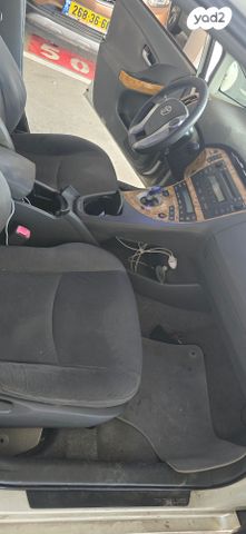 טויוטה פריוס