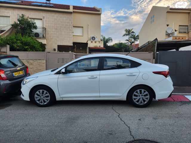 יונדאי אקסנט i25