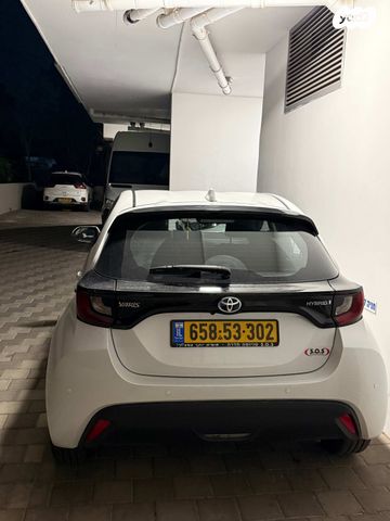 מודעת רכב טויוטה יאריס