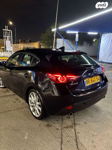 מאזדה 3
