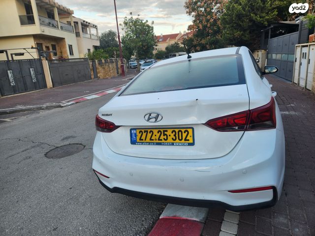 יונדאי אקסנט i25