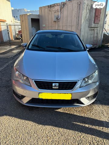 מודעת רכב סיאט לאון