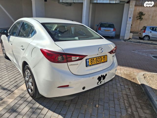 מאזדה 3