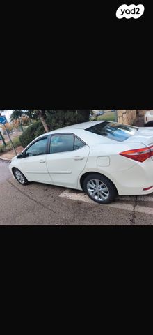 מודעת רכב טויוטה קורולה
