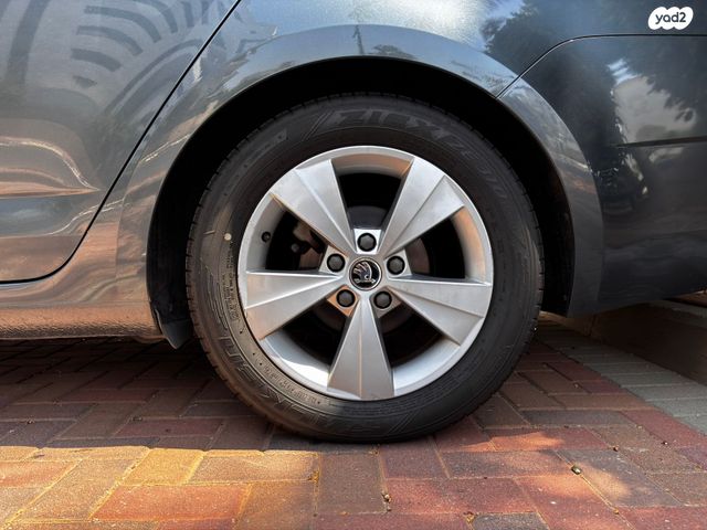 סקודה אוקטביה 