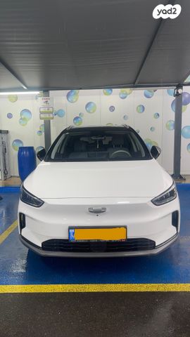 מודעת רכב ג׳ילי Geometry C