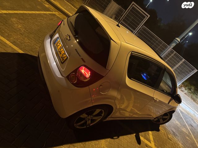 שברולט סוניק