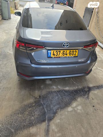 מודעת רכב טויוטה קורולה