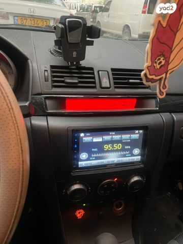 מודעת רכב מאזדה 3