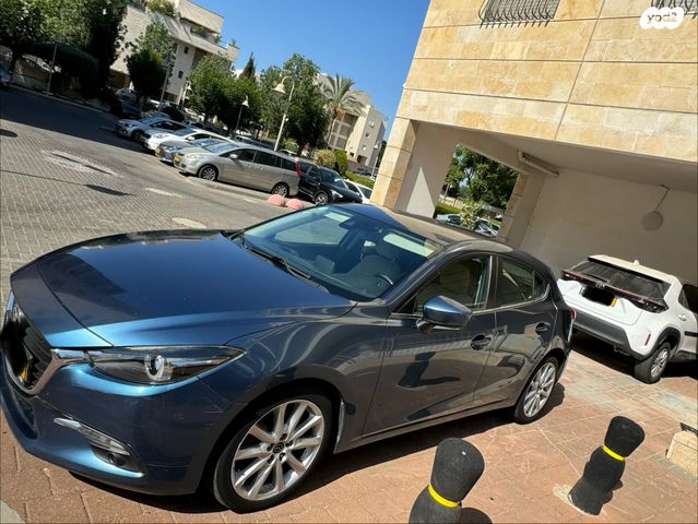 מאזדה 3