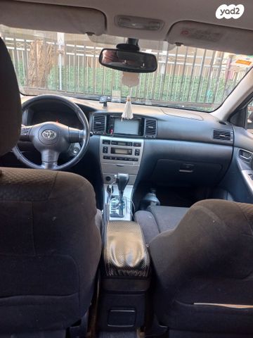 טויוטה קורולה