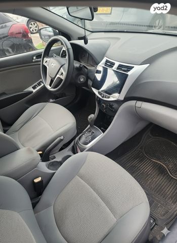 יונדאי אקסנט i25